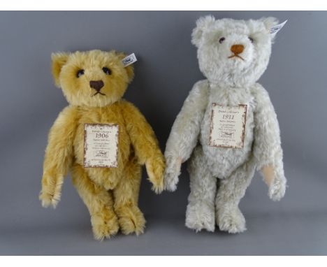 TWO LIMITED EDITION STEIFF TEDDY BEARS, 1911 replica in white mohair, button in ear tag no. 01810/3000, boxed with certificat