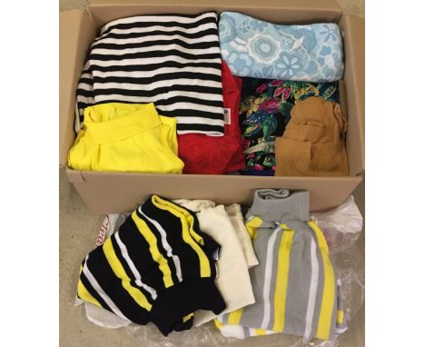 Box of new jumpers (light & heavy) and t-shirts. To include Pount Italy, Dash, M&S, Lyeey Scott, Samce, Happit. 