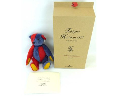 STEIFF; a Club 2000/2001 Harlequin 1925 replica bear, boxed with certificate.