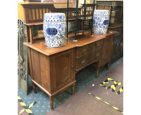 MAHOGANY BREAKFRONT SIDEBOARD WITH MIRROR BACK