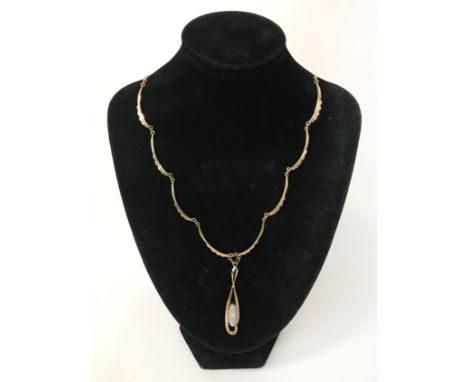 9 CT. GOLD OPAL NECKLACE - 18 grams