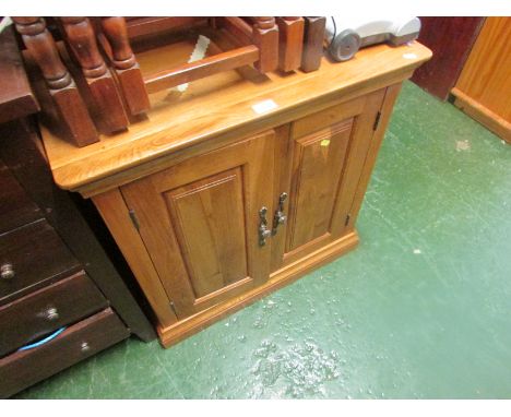 MODERN LIGHT OAK TWO-DOOR CUPBOARD WITH SINGLE SHELF WITHIN