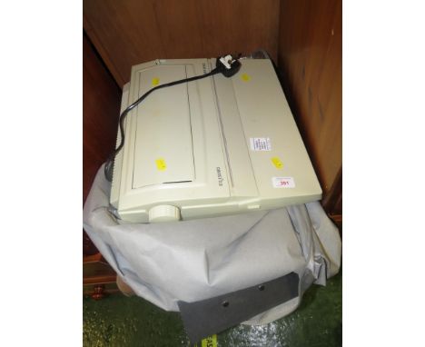 SILVER REED ELECTRIC TYPEWRITER
