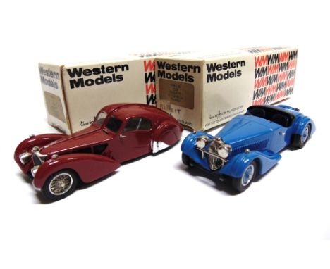 [WHITE METAL]. TWO 1/43 SCALE WESTERN MODELS CARS  comprising a No.WMS39, 1938 Bugatti 57 Corsica Tourer, blue, mint, with se