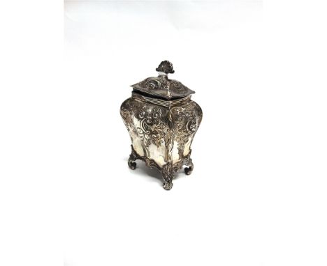 A LATE VICTORIAN SILVER TEA CADDY by Lee & Wigfull (Henry Wigfull), Sheffield 1895, in the rococo taste with hinged cover, 12