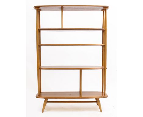 A 1960'S ERCOL LIGHT ELM ROOM DIVIDER FIVE TIER BOOKSHELF with spindle supports, 90cm wide x 32cm deep x 127cm high 
