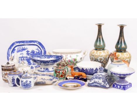 A COLLECTION OF  ANTIQUE ENGLISH AND CHINESE CERAMICS to include an 18th Century Chinese blue and white teapot, a pair of Roy