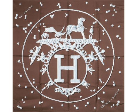 AUFLÖSUNG EINER SAMMLUNG. HERMÈS Seidencarré "VIF ARGENT", by Dimitri Rybaltchenko, Entwurf 2007 erschienen. Akt. NP.: 410,-€