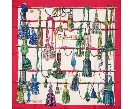 AUFLÖSUNG EINER SAMMLUNG. HERMÈS Seidencarré "PASSEMENTERIE", by Antoine de Jacquelot, erstmals erschienen 2003. Akt. NP.: 41