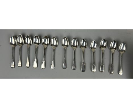A GROUP OF THIRTEEN SILVER TEA SPOONS MOSTLY VICTORIAN, Total weight: 313gms 
