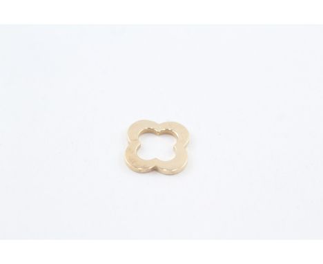 AN 18CT GOLD VAN CLEEF AND ARPELS MAGIC ALHAMBRA PENDANT,Weight: 1gm 