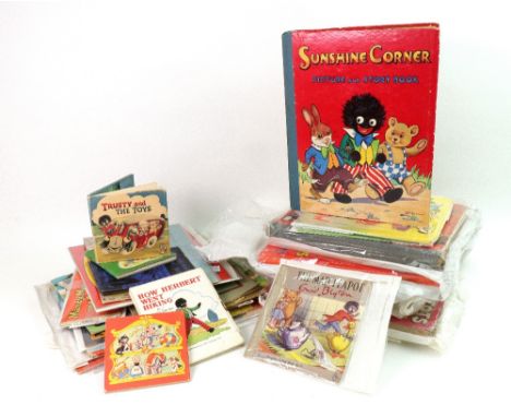 A quantity of vintage children's annuals and picture books, about or featuring a Golliwogg illustrations (qty).