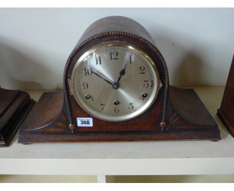 An eight day oak case mantel clock with Westminster and Whittington chimes 
Condition report: Working 