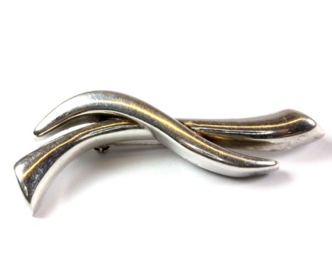 A large vintage Italian .925 silver brooch, W. 7.5cm.