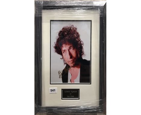 A framed autographed photograph of Bob Dylan with certificate.