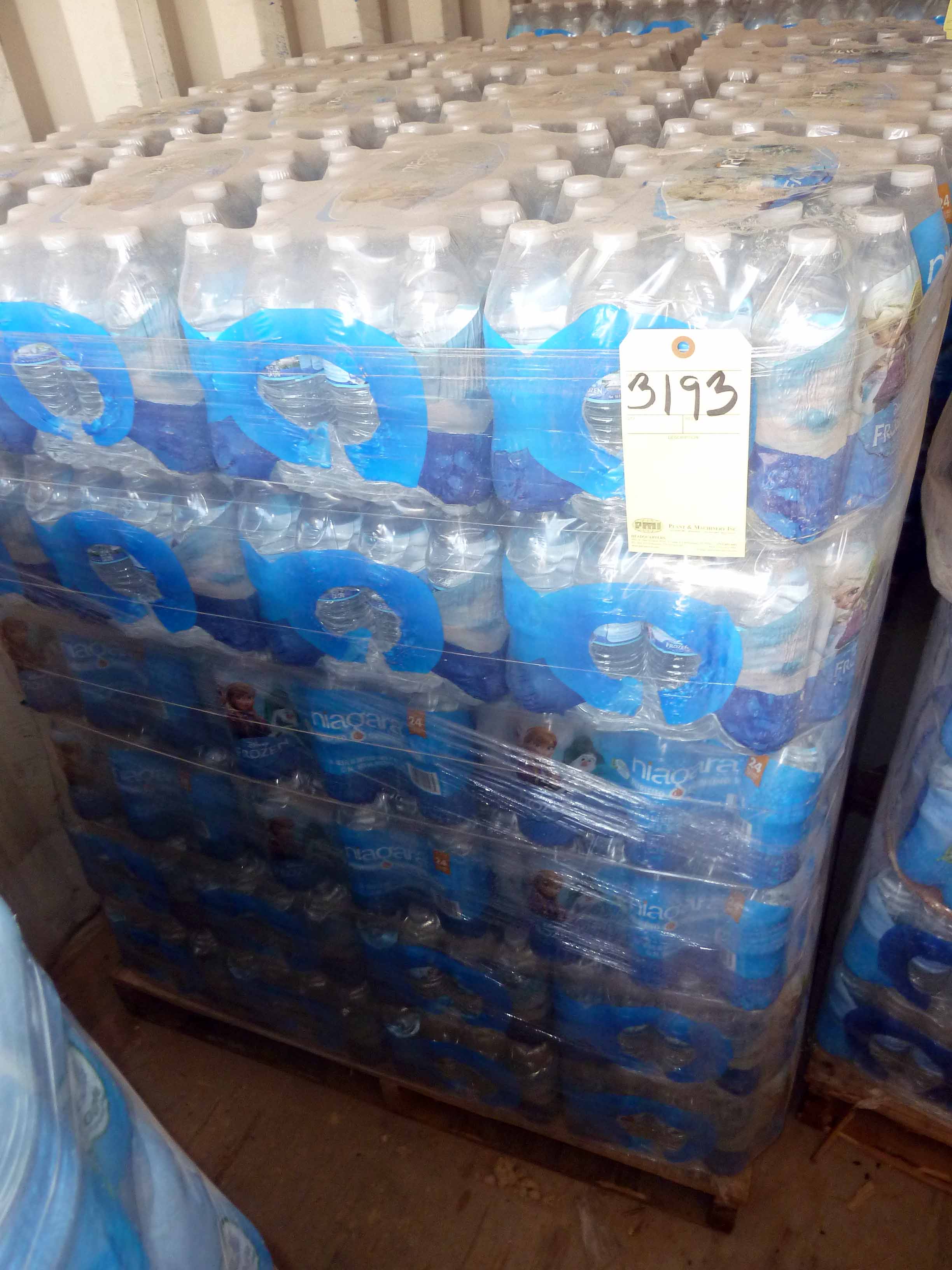 LOT OF BOTTLED WATER, NIAGARA, (approx. 84 cases on one pallet