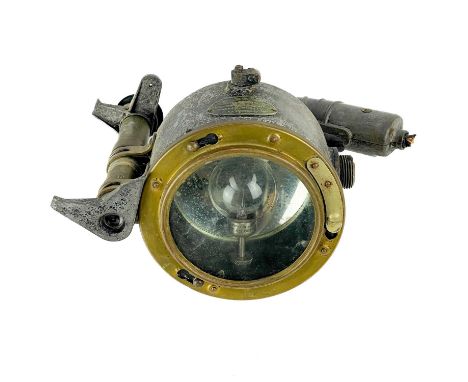 A WWII Admiralty pattern portable signalling lantern. Dated 1943, length 27cm.