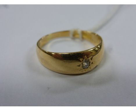 An 18ct gold and diamond ring