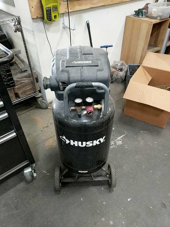 Husky 947265 20 Gal. 175 PSI Air Compressor