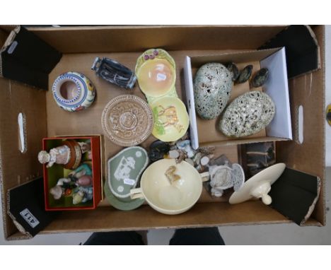 A mixed collection of items to include small Wade Whimsies figures, hand painted Poole pottery vase, Wedgwood trinket boxes, 