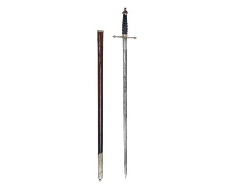 A GEORGE V SCOTTISH REGIMENTAL OFFICER'S DRESS SWORD FOR THE SCOTTISH BORDERERS, early 20th Century, with 32 1/2in. double-ed