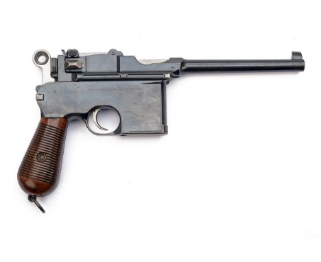 A GOOD 7.63mm MAUSER C96 'LARGE RING SLAB-SIDE' SEMI-AUTOMATIC PISTOL, with matching holster stock, serial no. 21636, for 189