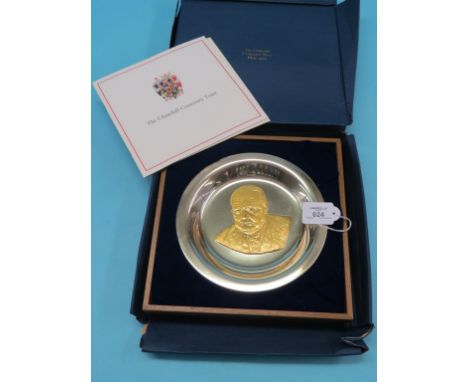 A commemorative silver dish, Churchill Centenary Trust Plate, 1974, with gold plated portrait bust, 10oz. gross total, boxed