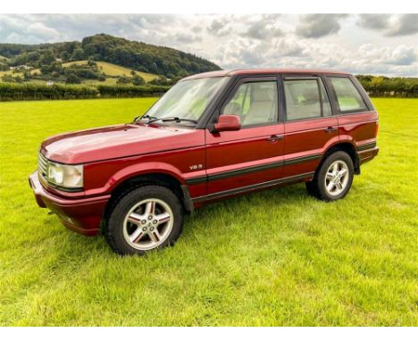 SpecificationMake: LAND ROVERModel: RANGE ROVER P38 VOGUE SEYear: 1999Chassis Number: SALLPAMJ31A454400Registration Number: T