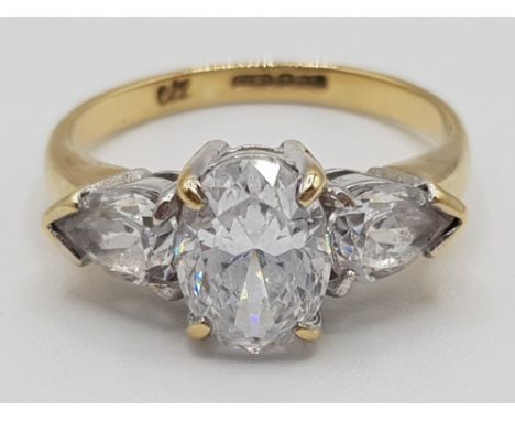 Ladies 9ct yellow gold cubic zirconia ring size I 2.9g gross
