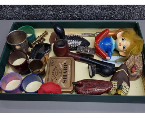 Tray lot of 3 small duck papier mache ducks, carey magic inch briar pipe, thimble, spirit measure etc