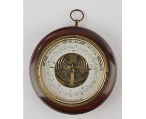 Barometer, Ende 19. Jh., bezeichnet R. Götze Stralsund, rundes Holzgehäuse, verglast, ø 18 cm, Funktion ungeprüft