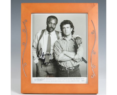 A black-and-white promotional photograph from Lethal Weapon 2 featuring Danny Glover and Mel Gibson as LAPD detectives Roger 