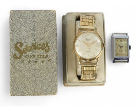 A 9ct gold gentleman's Accurist wristwatch - the cream dial with date aperture set out with an arrangement of Arabic numerals