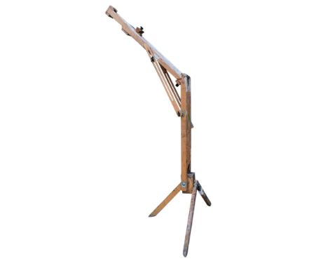 A 20th century beech studio easel - 162cm high (closed).