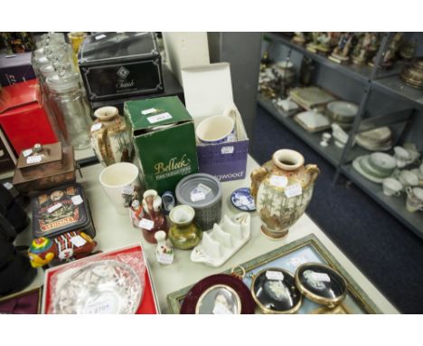BELLEEK FINE PARIAN CHINA, SWAROVSKI, RABBIT, TWO MINIATURE ROYAL WORCESTER PALISEY VASES, BOXED WEDGWOOD MUG AND TWO ORIENTA