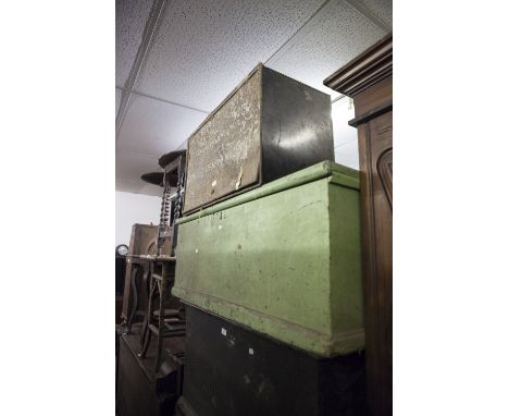 A TWENTIETH CENTURY METAL LOCK BOX MARKED TO THE TOP 'NETHERTON PARISH COUNCIL' AND A GREEN PAINTED CARRYING TRUNK (2) 