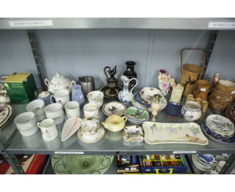 A COLLECTION OF TWENTIETH CENTURY CERAMIC TABLE WARES, TO INCLUDE; NORITAKE NIBBLE DISH, "MISCHIEF" BY LEONARDO ORNAMENT, PLA