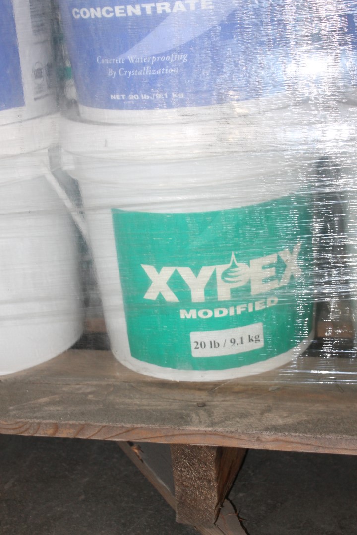 XYPEX CONCRETE WATERPROOFING AND MODIFIED NET 20 LB/BUCKET 11 PCS OF