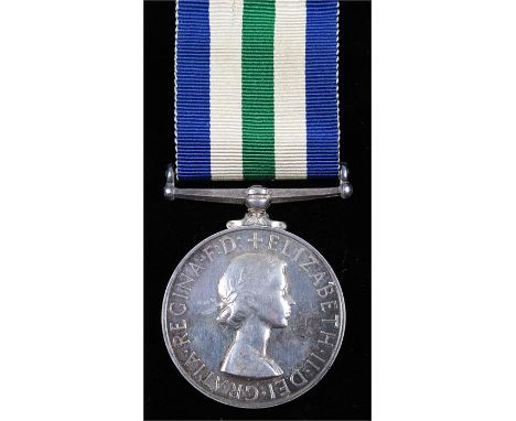 Royal Naval Reserve Long Service medal, Elizabeth II, (V. 995242 J.HOLLEY. A/P. O. R.N.R.)