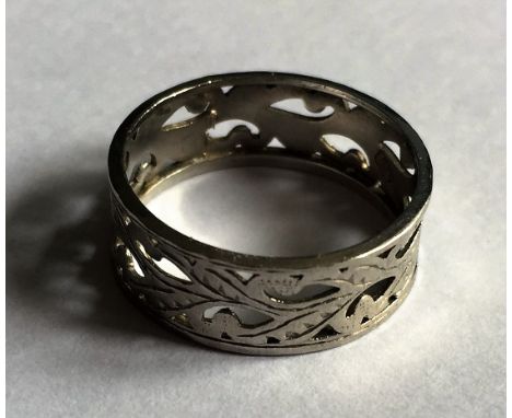 Platignum ring size K approx.3.4gms.
