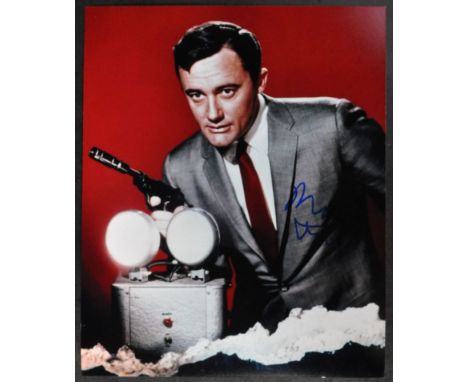 Robert Vaughn - (1932-2016) - The Man From UNCLE - an autographed colour photograph of Vaughn from the series. Signed neatly 