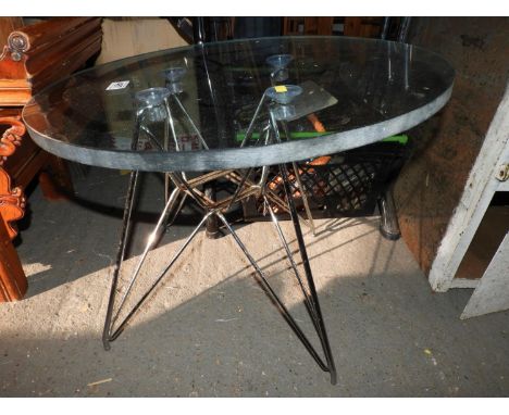 Angular Retro Glass Lamp Table 