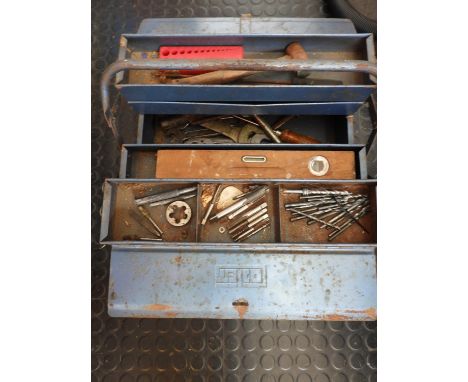 Cantilever Tool Box and Contents - Tools 