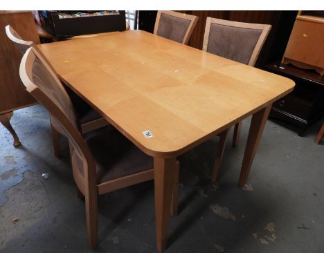 Modern Light Wood Dining Table and 4x Matching Chairs 