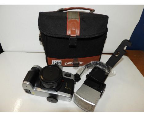 Canlemamatic Camera in Case 