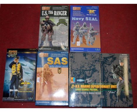 Four boxed Elite Force 1.6 scale collectable figures together with a boxed US Marine Expeditionary Unit action figure (5)