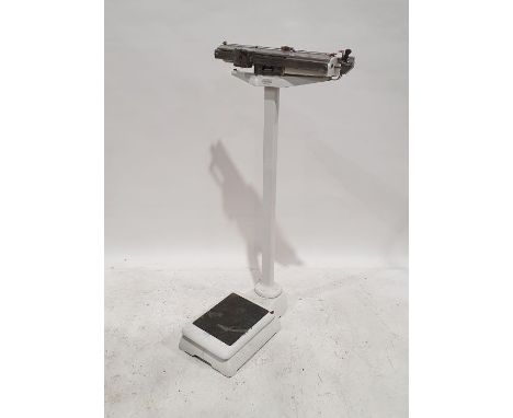 Set of Avery Birmingham-style weighing scales, no.3302ABN