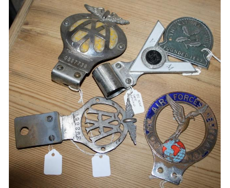 5 old car badges - Royal Airforce Association, 1930s AA, 1950s AA, Veteran Motorist and National Trust.