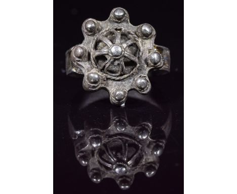 Ca. 1500 AD. Large Amazing wearable silver Tudor period ring with open-work crown shaped bezel. Fine Condition; Inner diamete