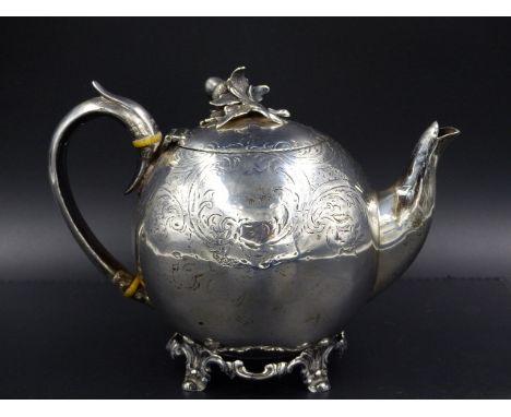 A VICTORIAN SILVER HALLMARKED  TEAPOT, DATED 1843 LONDON, FOR CHARLES THOMAS FOX &amp; GEORGE FOX. GROSS WEIGHT 332GRMS. 